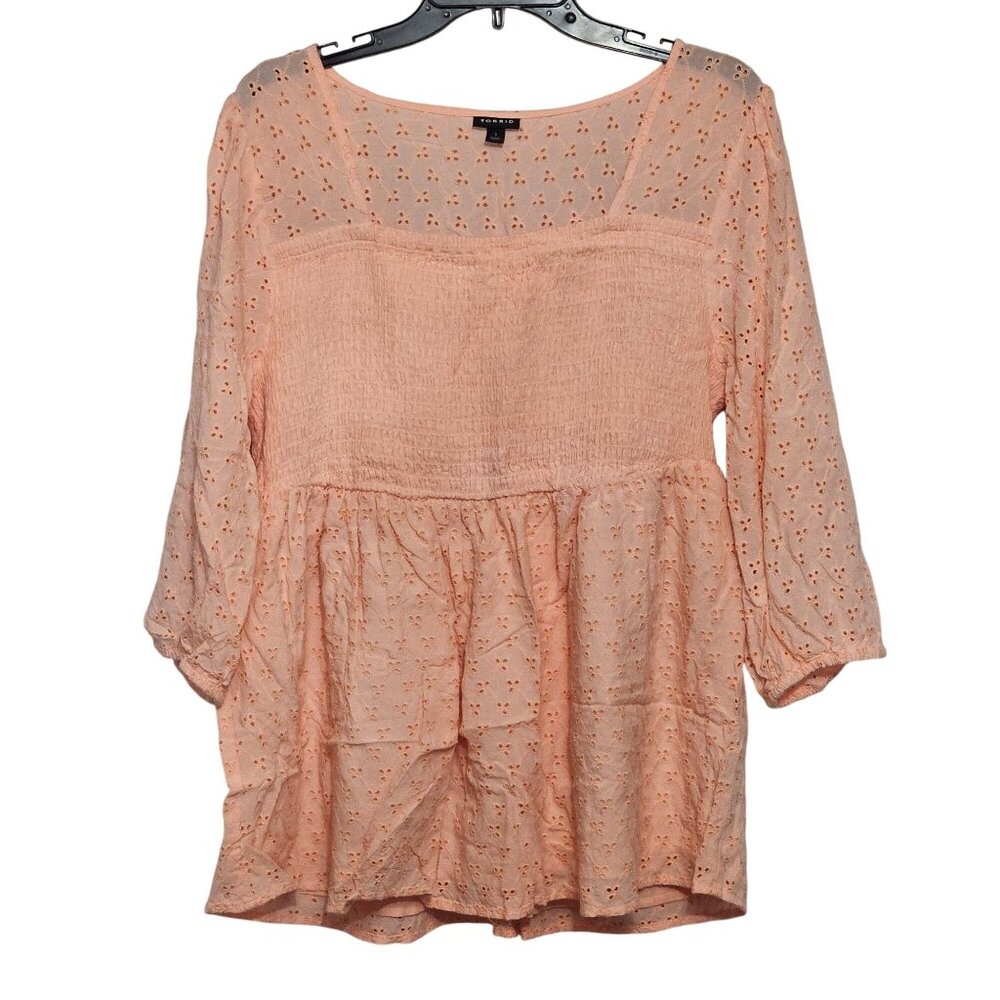 Torrid Womens Embroidered Peach Rayon Babydoll Tunic Top Size 1 Puckered Eyelet